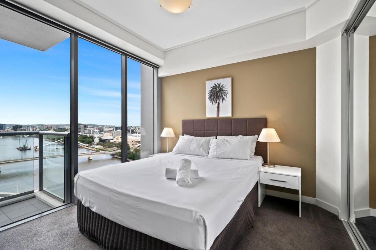 City Living - Brisbane River-View 2 Bedroom Apt Eksteriør billede
